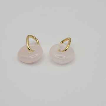 Boucles d’oreilles créoles dorées – Donut Quartz Rose 18 mm.