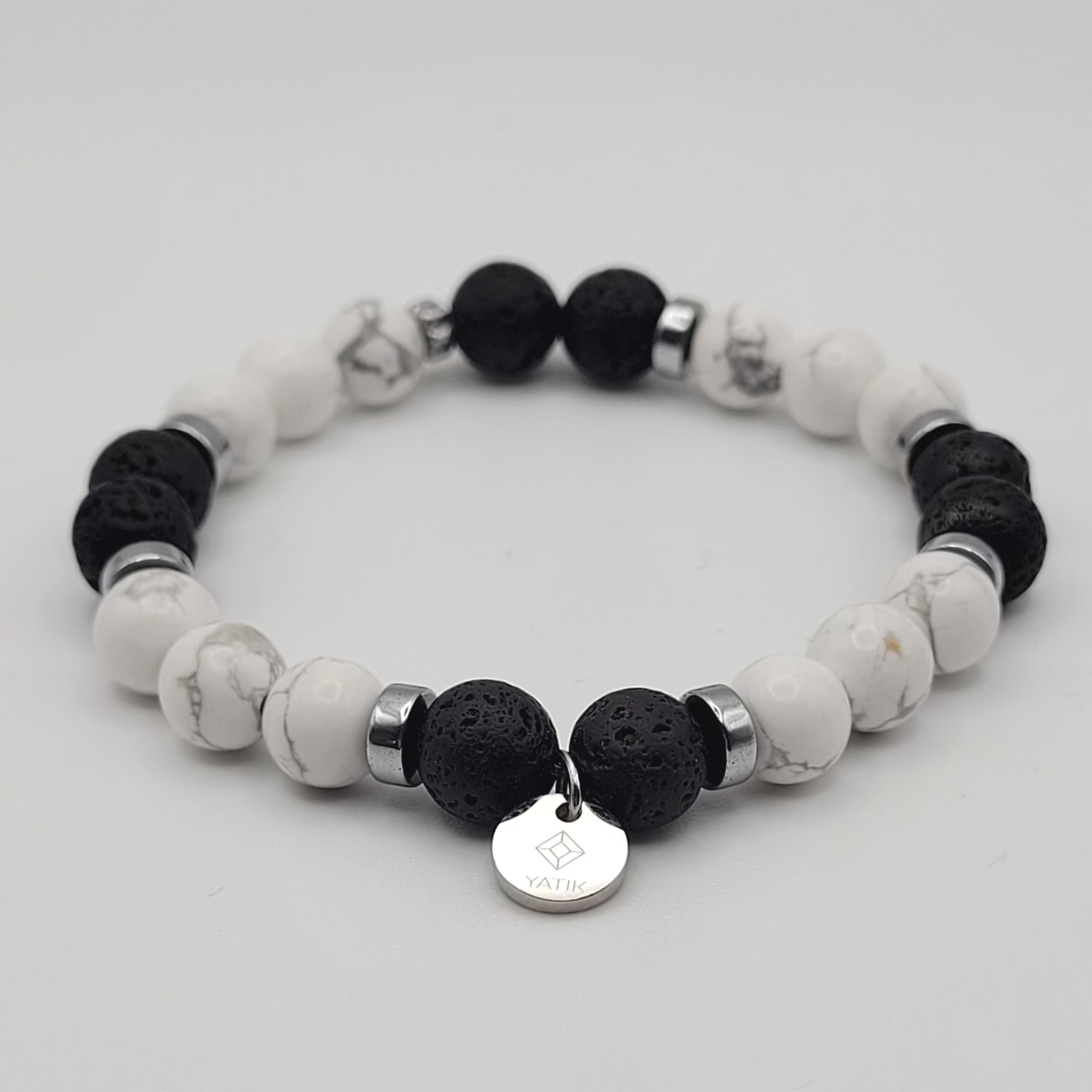 Bracelet Calme et Ancrage – Howlite & Pierre de Lave.
