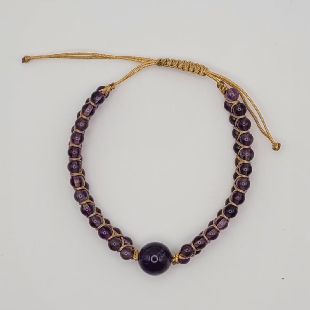 Bracelet Harmonie Spirituelle – Améthyste Shamballa Tressé.