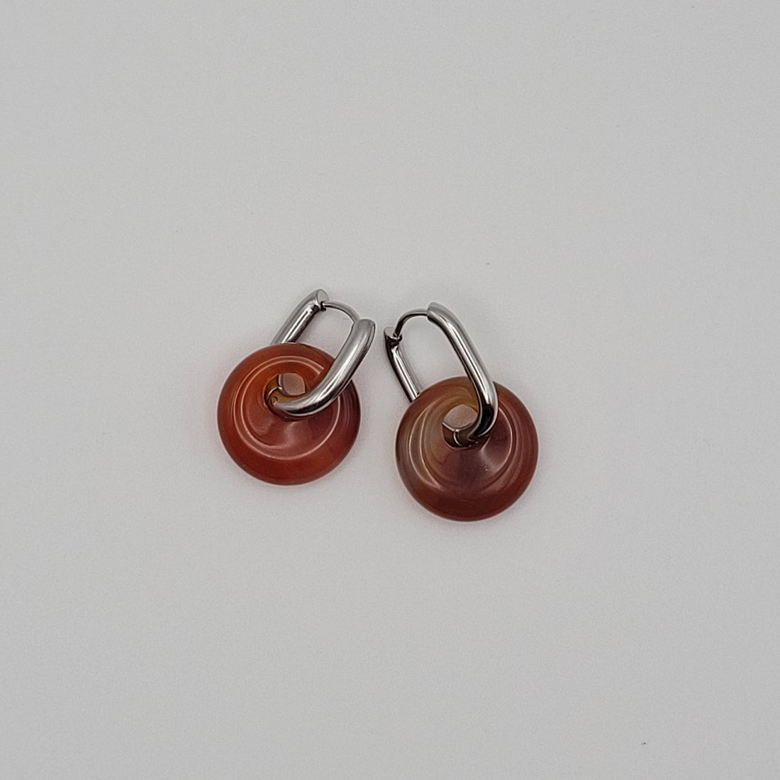 Boucles Créoles Argentées – Donut Cornaline 18 mm