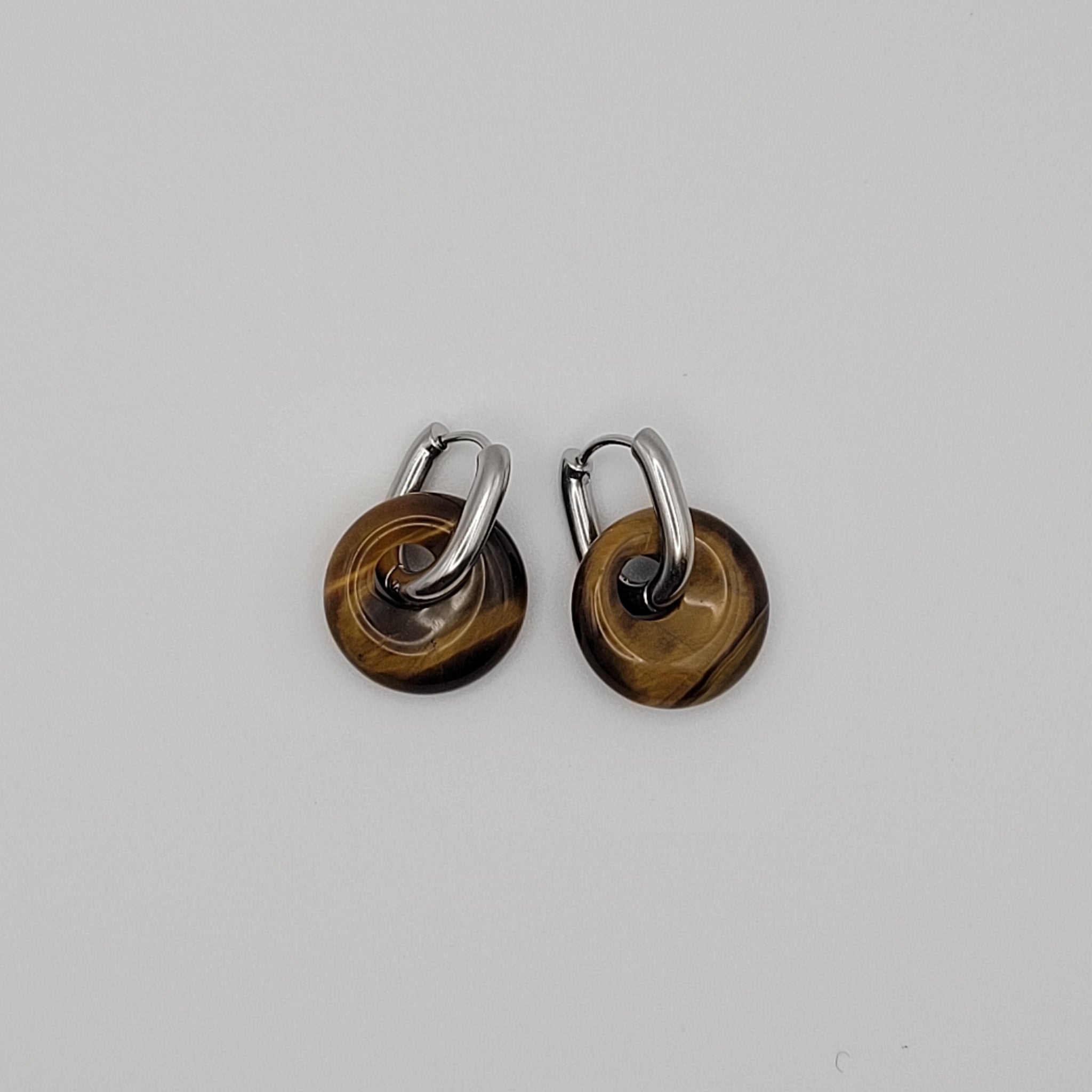 Boucles Créoles Argentées – Donut Œil de Tigre 18 mm