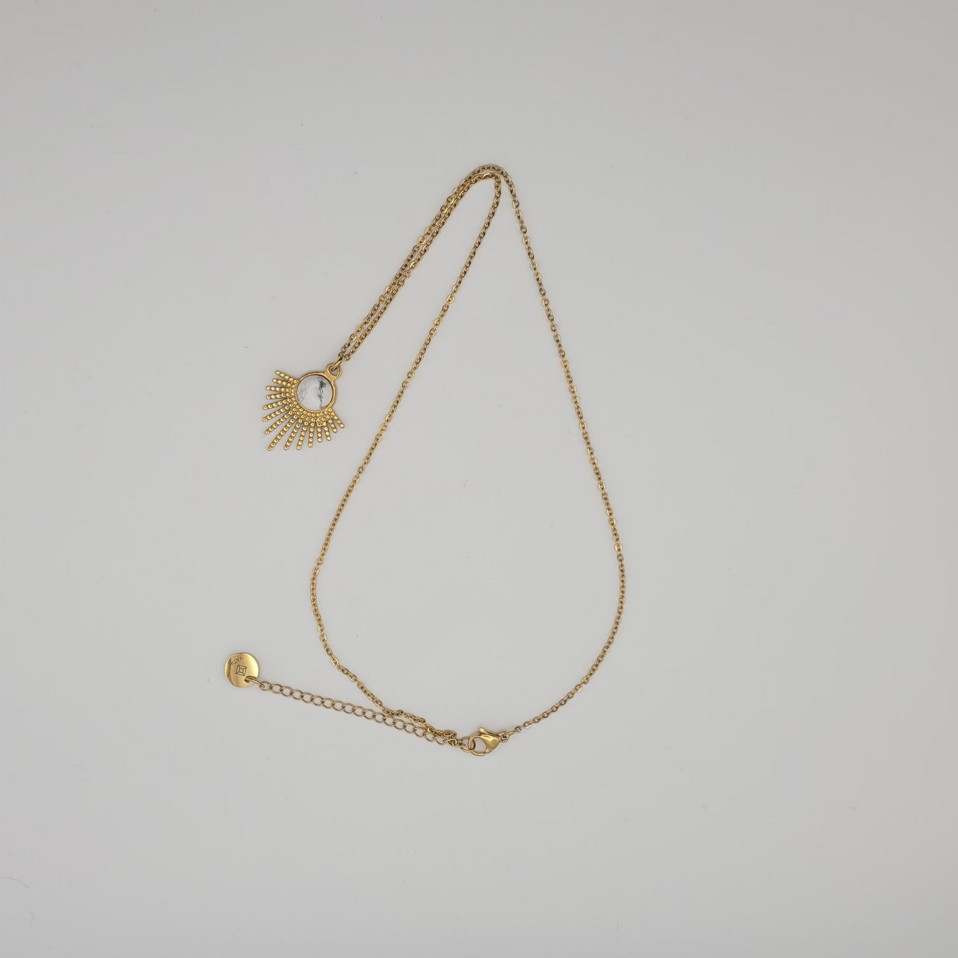 Collier howlite 1
