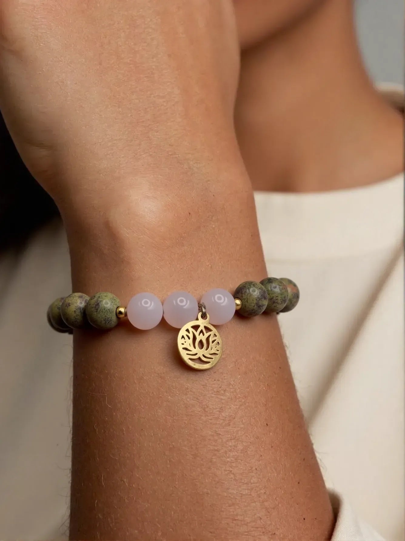 Bracelet Guérison du Cœur – Unakite & Quartz Rose Pendentif Fleur de Lotus – | Yatik