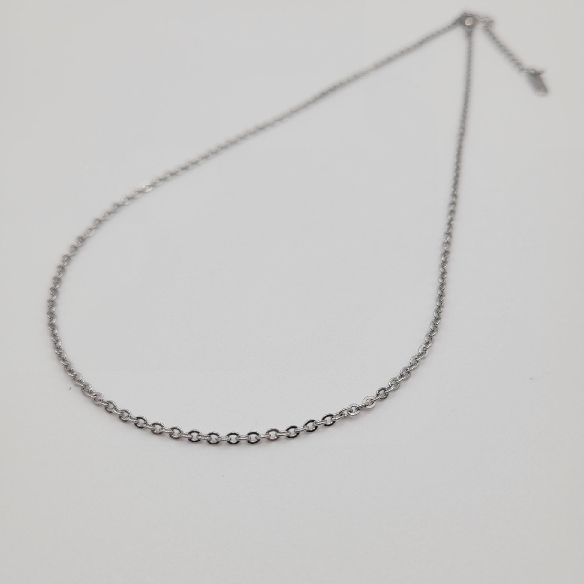 Chaine en Acier Inoxydable Argentée 40 cm + 5 cm rallonge – | Yatik